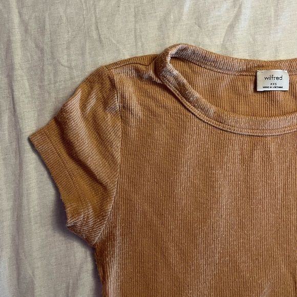 Ribbed WILFRED Crew Women's Tee - Picture 7 of 8